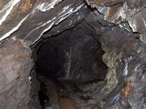 grafitovy dul4 % Месторождения графита и его виды